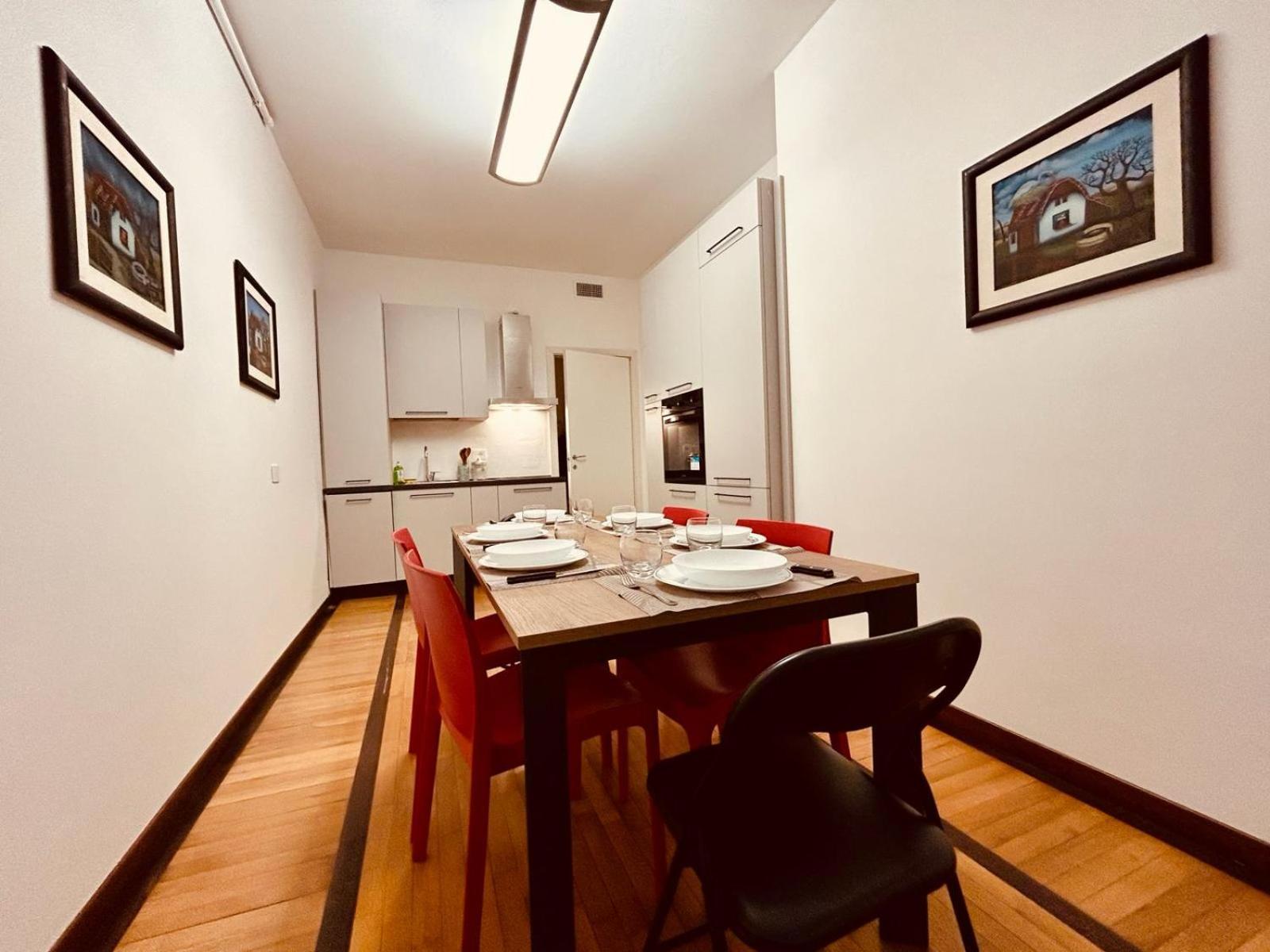 Apartmán Kibilu - Via Medaglie D'Oro Centro Citta Con Parcheggio Varese Exteriér fotografie